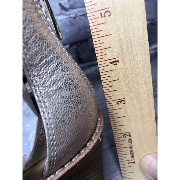 Donald Pliner Junnah Gold Metallic Leather Ankle Strap Heel Sandals Women 5M US - Picture 9 of 16